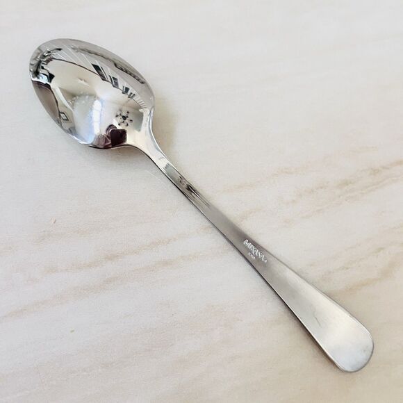 Lot of 4 MIKASA Symmetry-Sincerity Stainless Flatware 18/0 Glossy Plain Tips Up - Picture 8 of 8